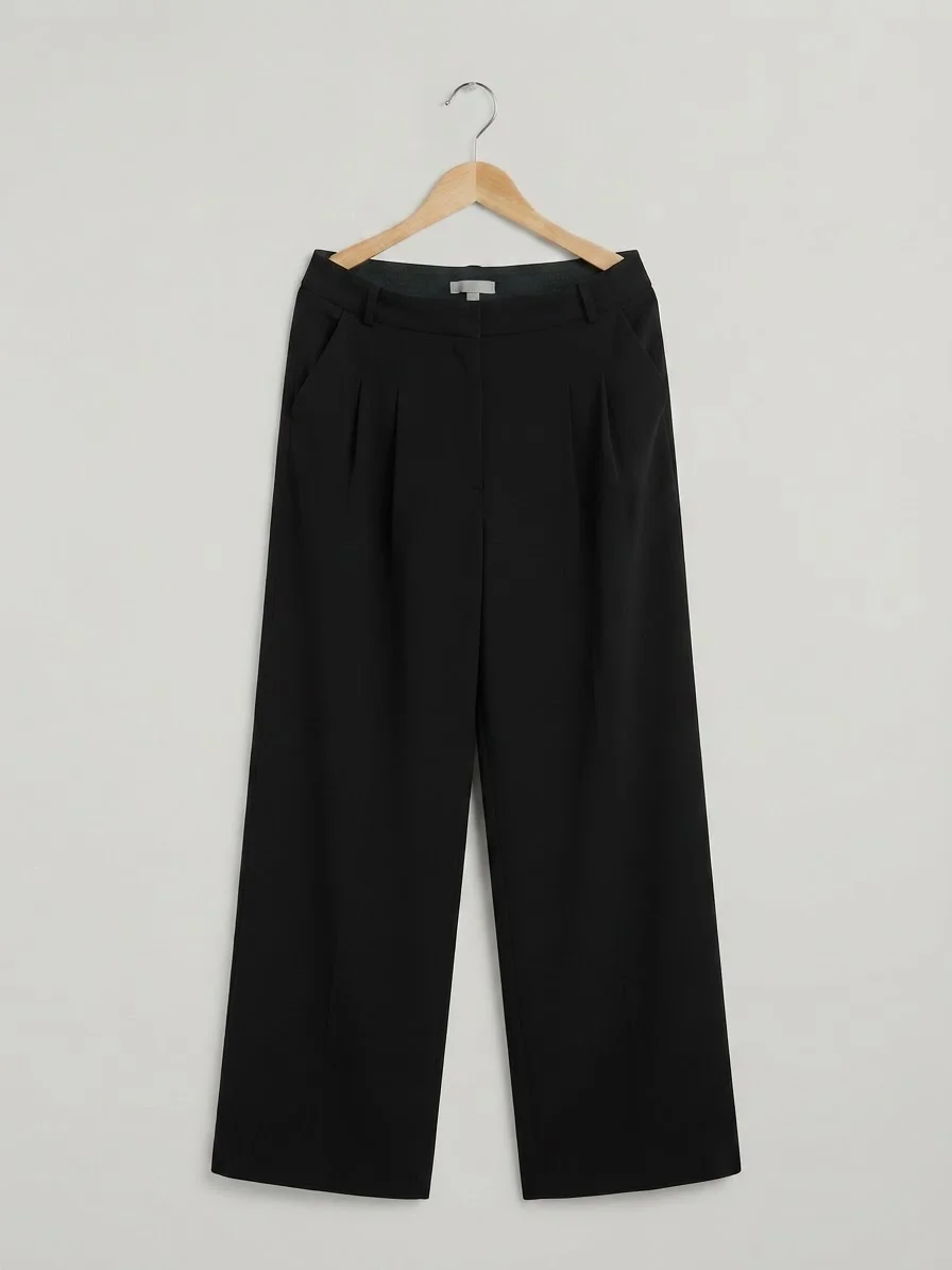 Usado por Geraldine torres pacheco, Pantalón sastrero negro, talla 38