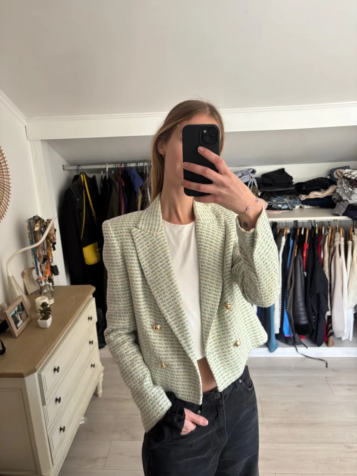 Usado por Blanca Egert, Blazer corto estilo tweed, talla S