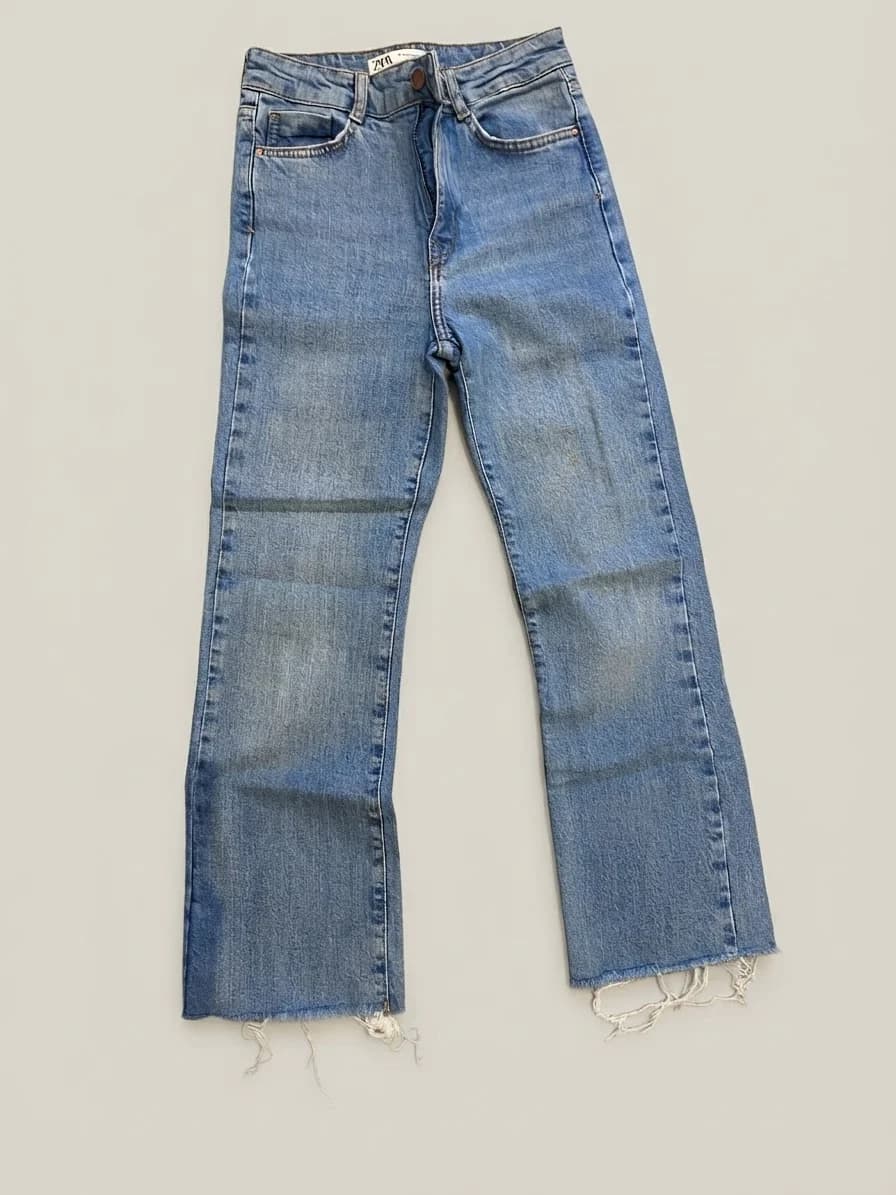 Usado por María Jesús Medina Peters, Jeans Zara recto , talla 34