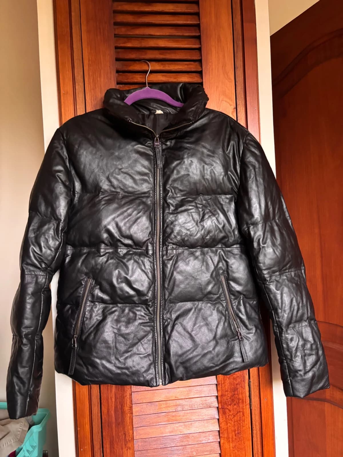 Usado por Antonia Poblete Ramadanovich, Chaqueta 100% cuero , talla S/M
