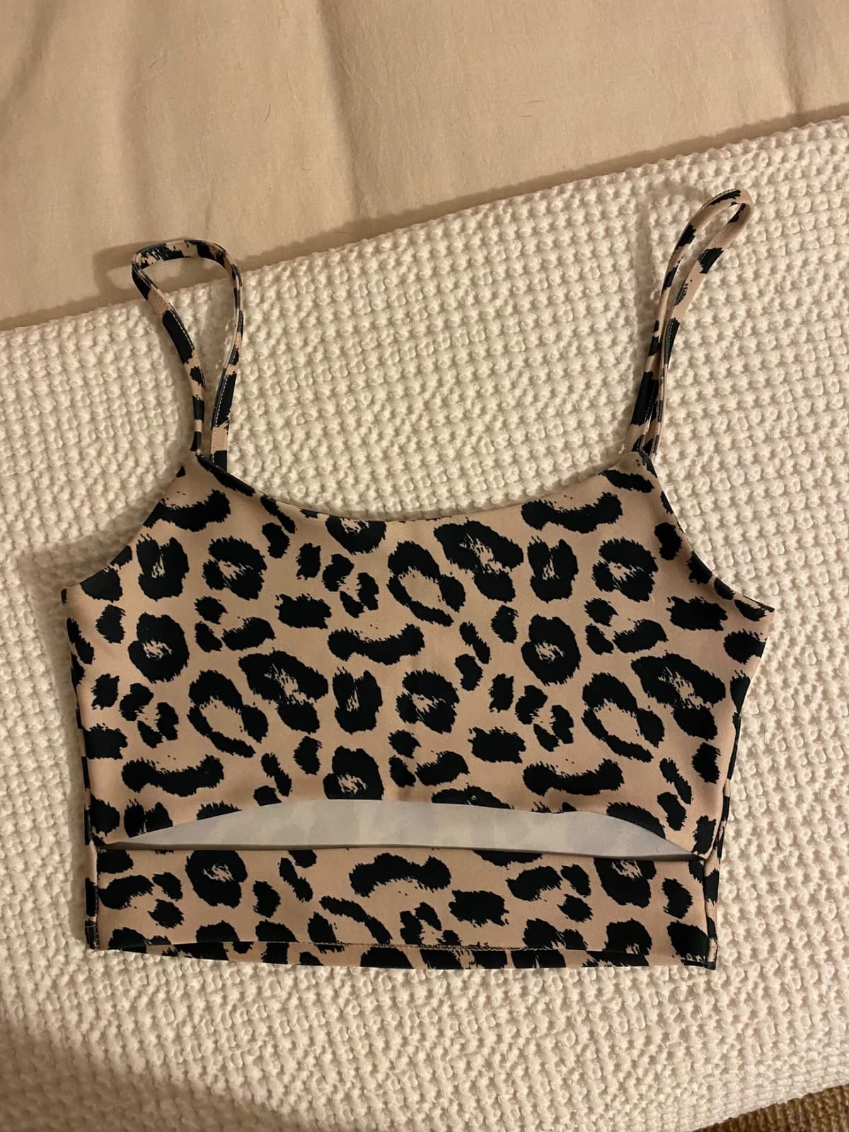 Usado por Martina Sukno, Top Foster , talla S-M