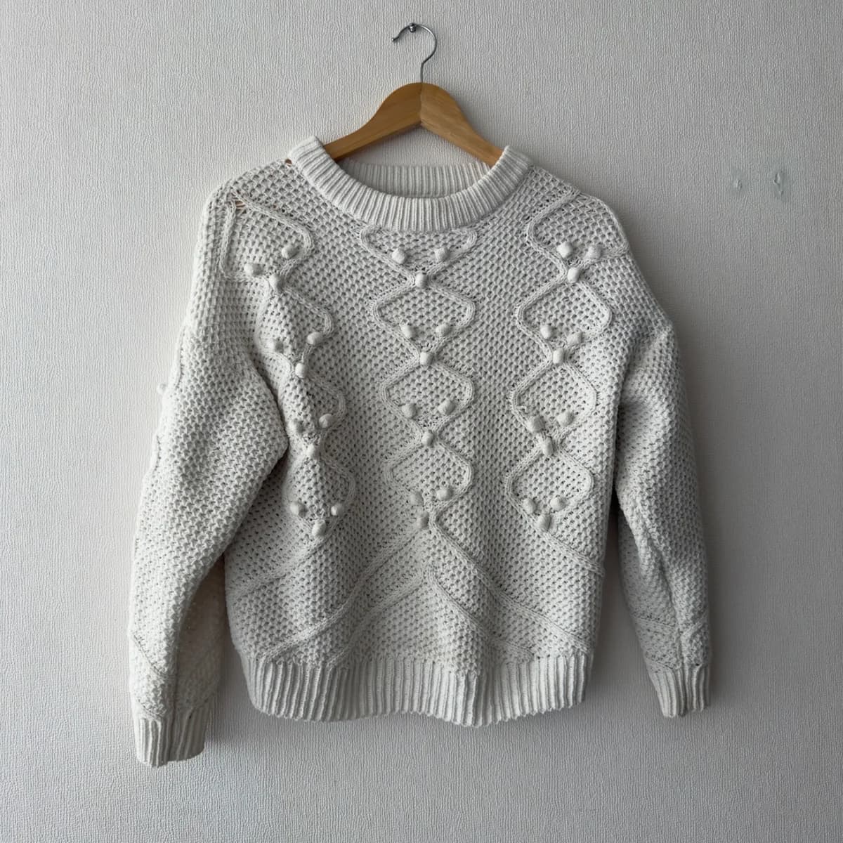 Usado por Cristina Bustos, Chaleco Zara con textura talla M (grande) , talla M