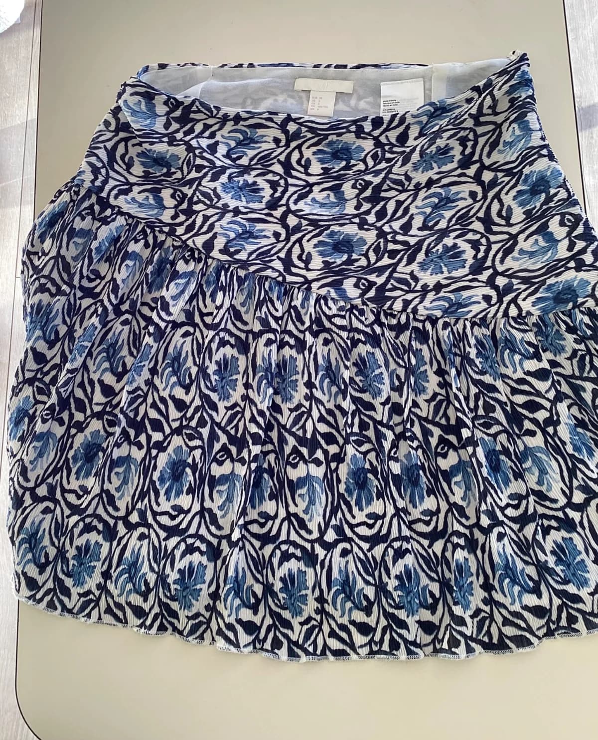 Usado por Florencia Duarte, Falda estampada H&M 38, talla 38