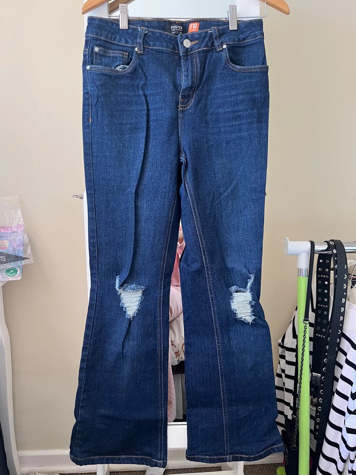 Jeans Foster F10 Flare azul oscuro talla 38 — foto 1