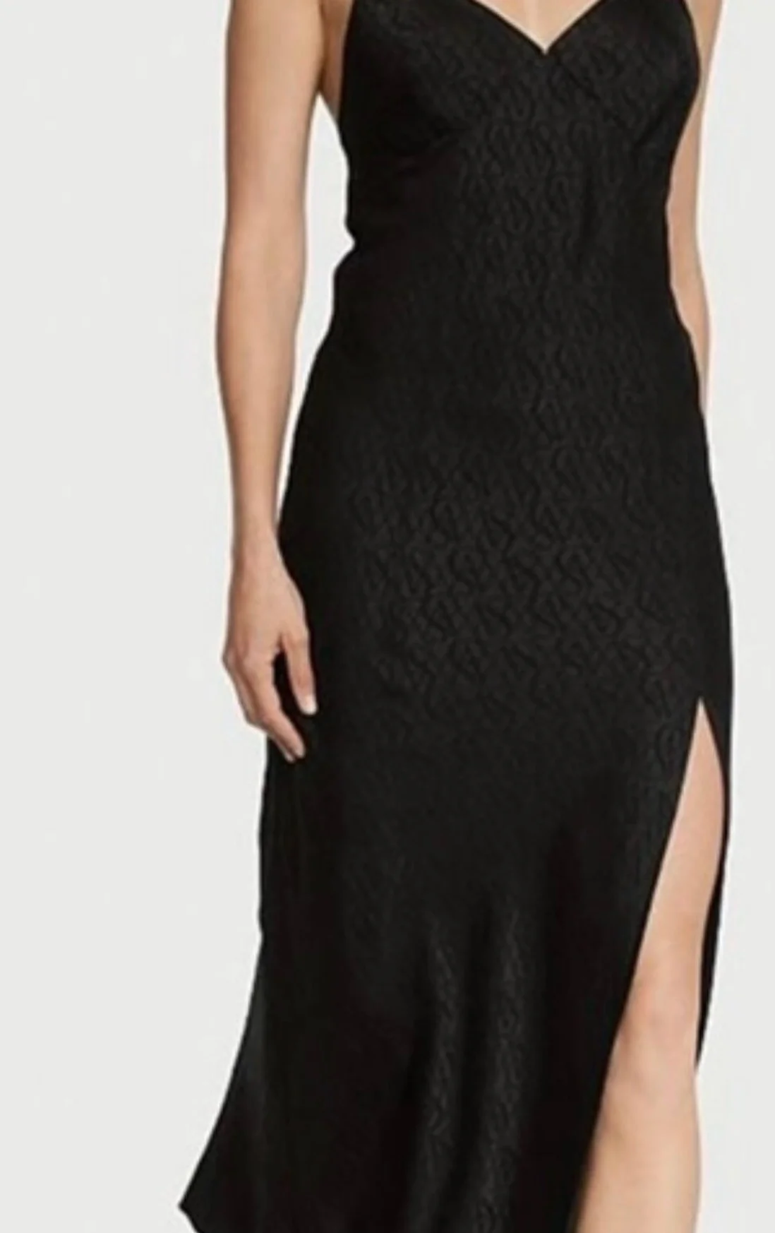 Usado por Darly Salazar prado , Vestido talla M victoria Secret satén , talla M