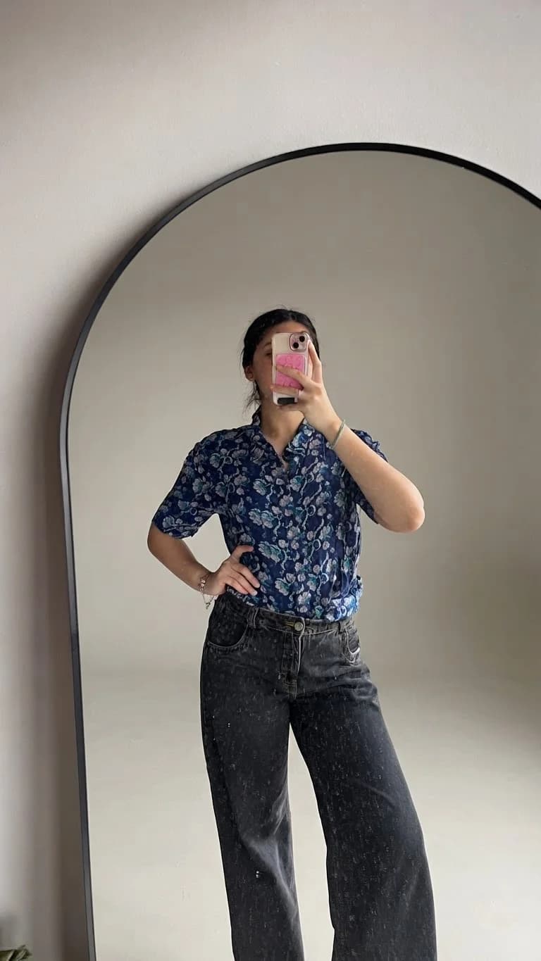 Usado por Danae Haase, Camisa Floreada, talla M