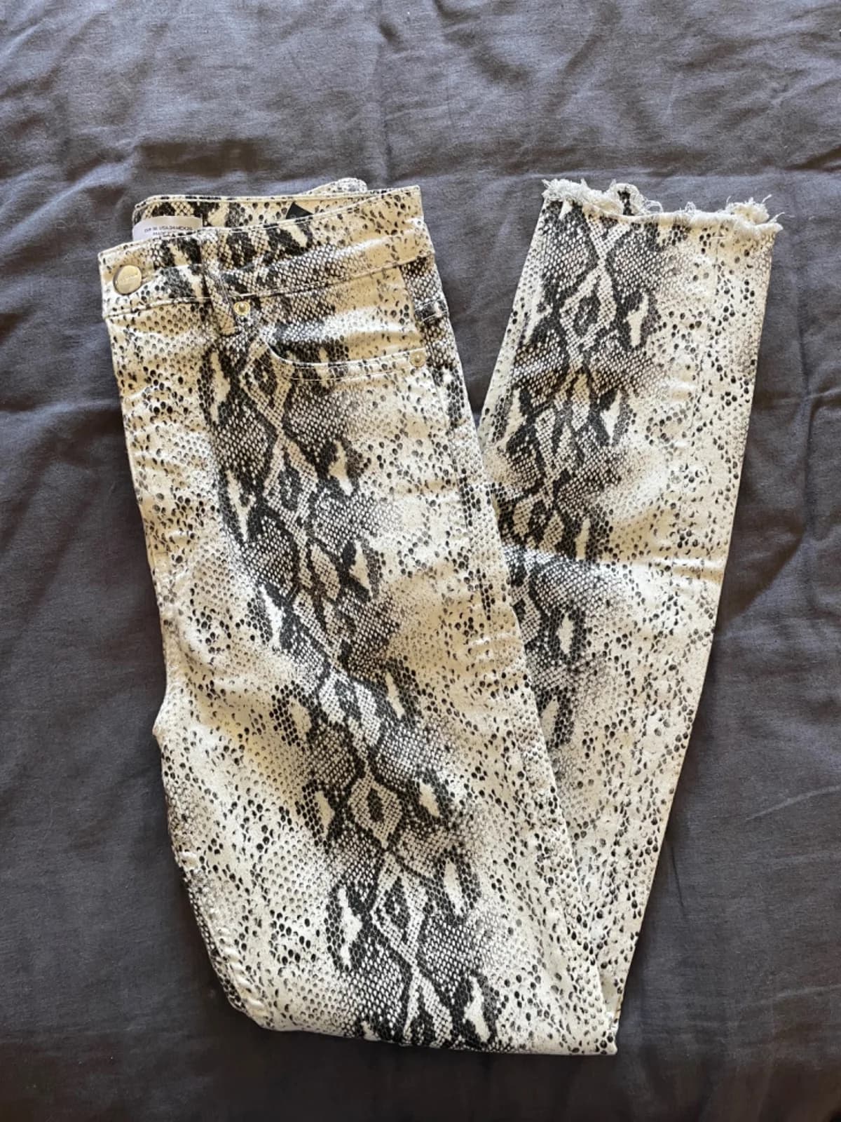 Usado por Isidora Florencia Apeleo Vergara, Jeans Zara 36, talla 36