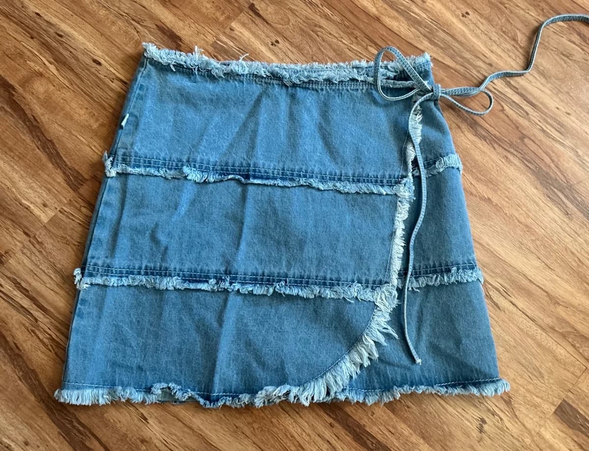 Usado por Catherina Cáceres Urrutia , Falda jeans Raindoor, talla M