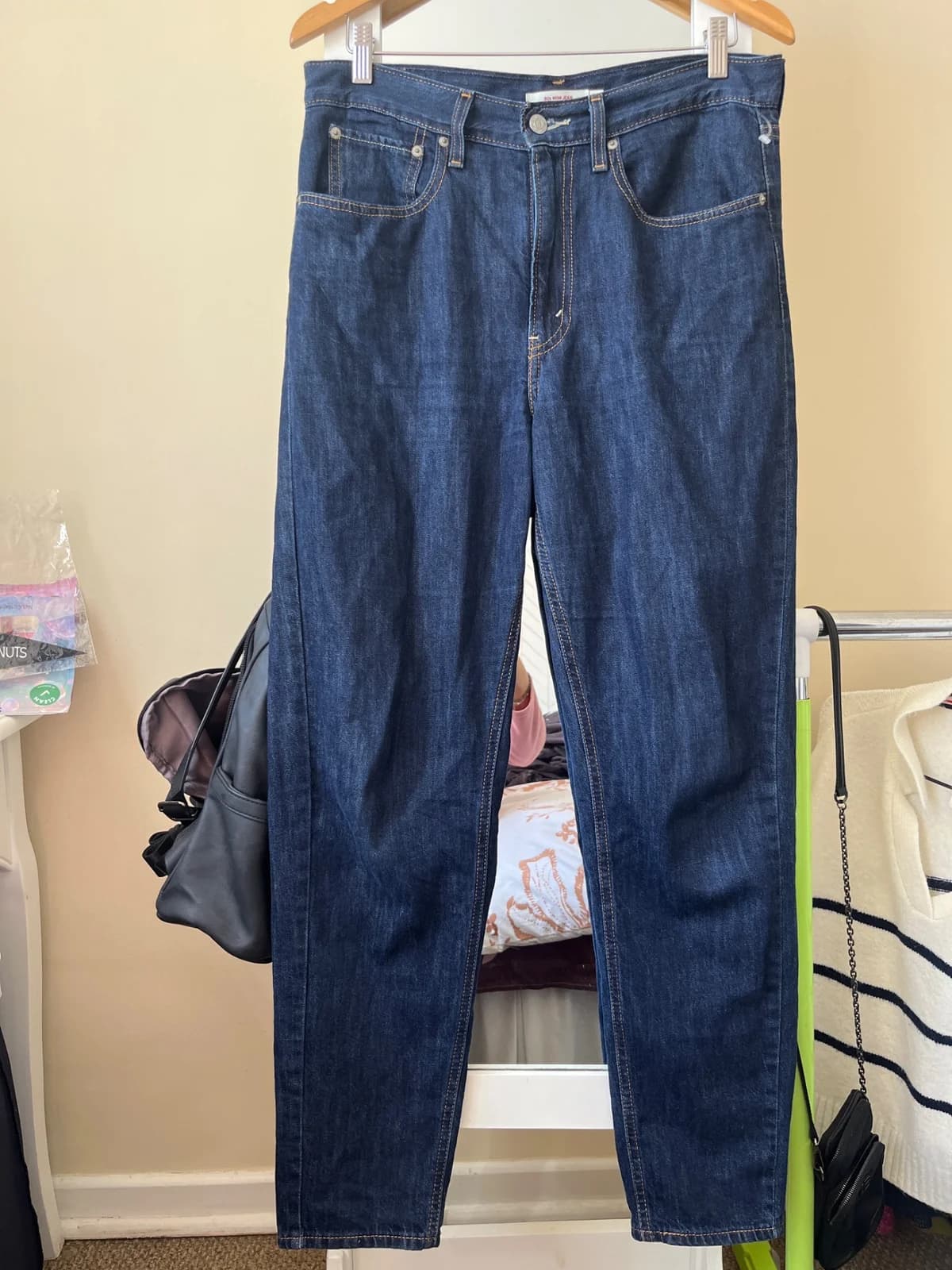 Jeans Levi’s 80s Mom Jean azul oscuro — foto 1