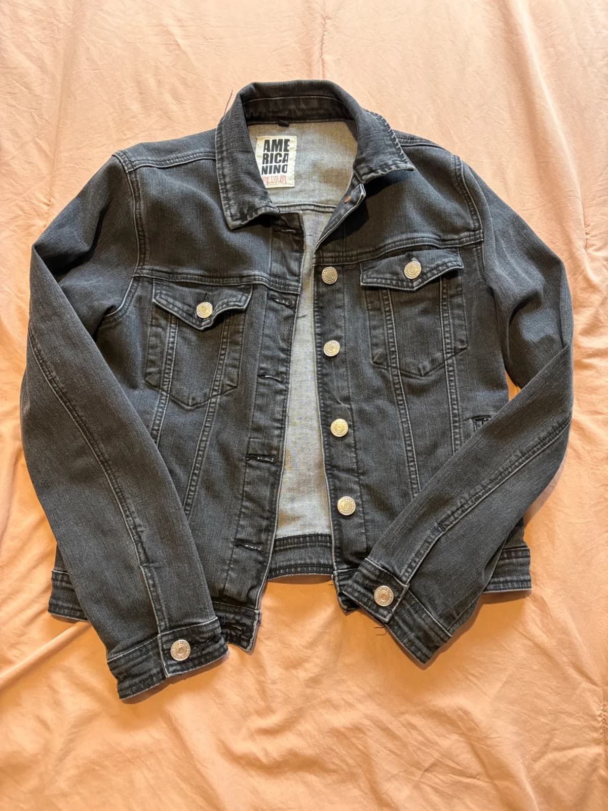 Usado por El clóset de balu , Chaqueta mezclilla mujer americanino, talla M