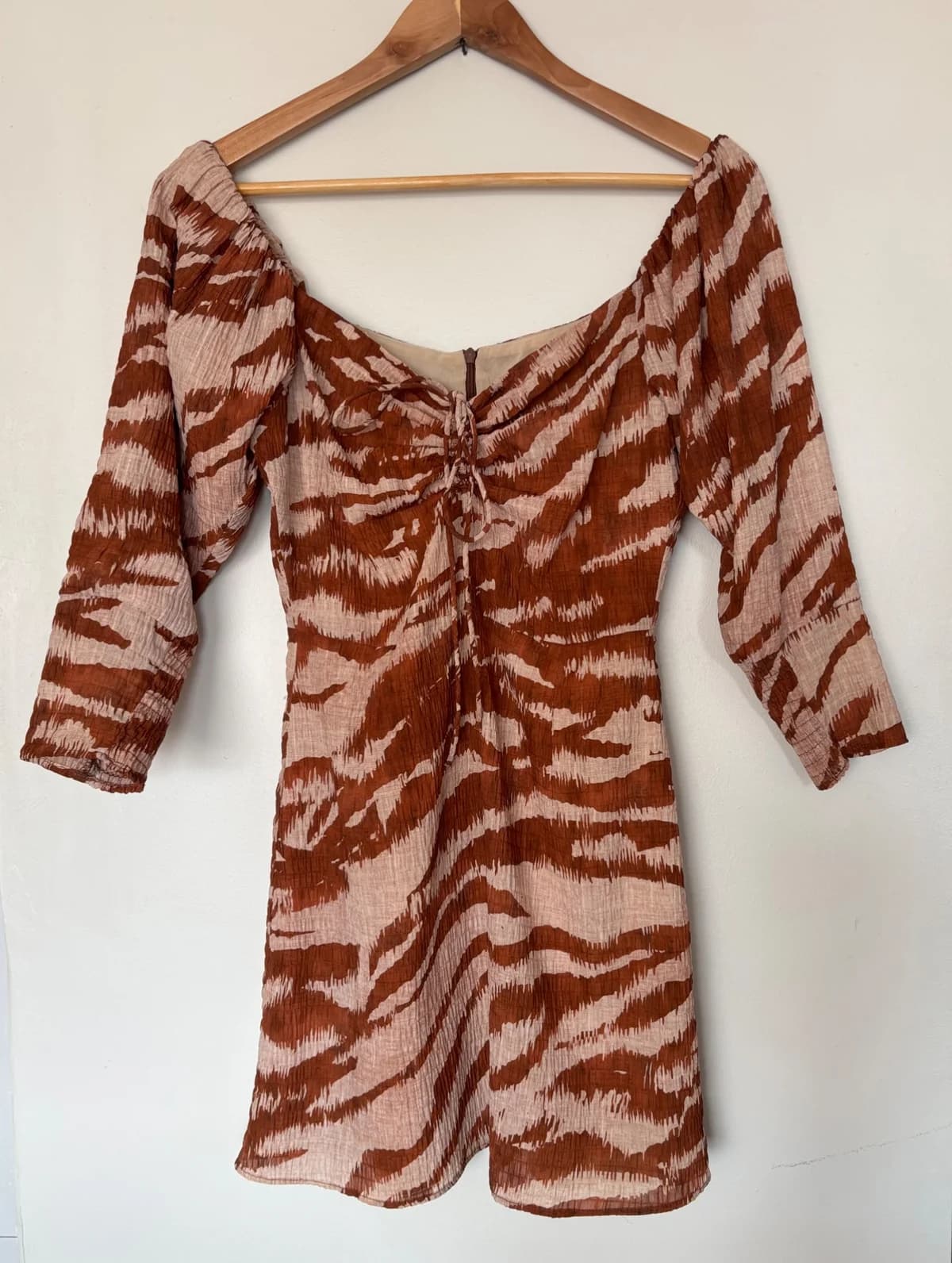 Usado por Andrea Singh, Vestido corto, talla XS