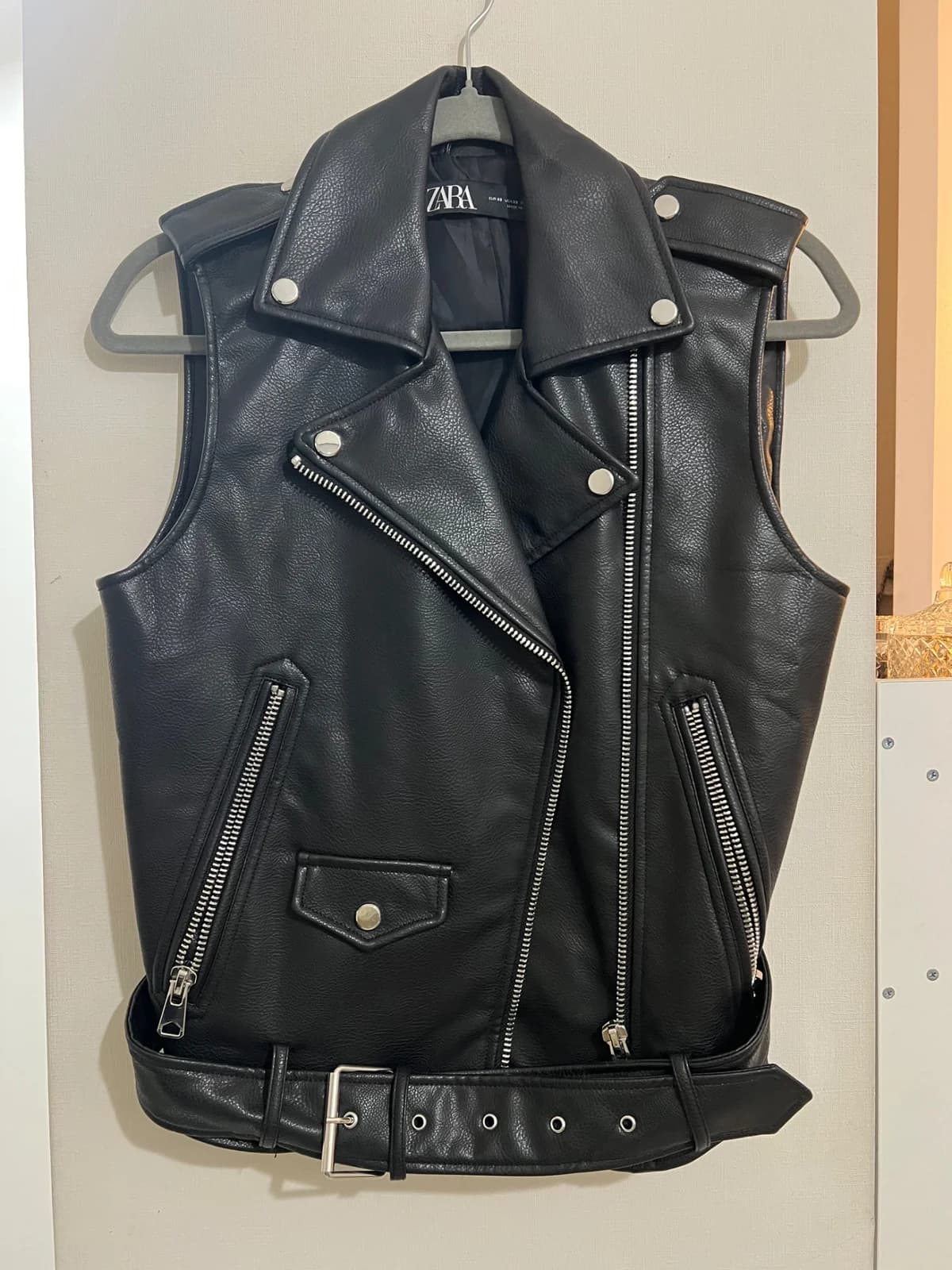 Chaqueta Cuero sin mangas — foto 1
