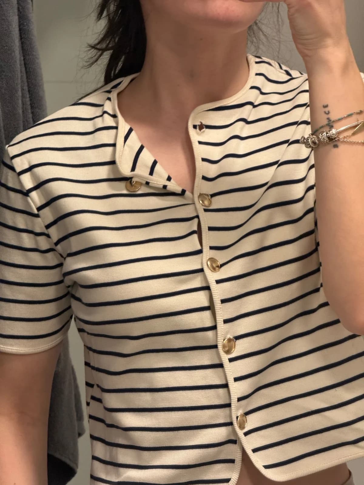 Usado por Denise Dubois, Polera Mango, talla S