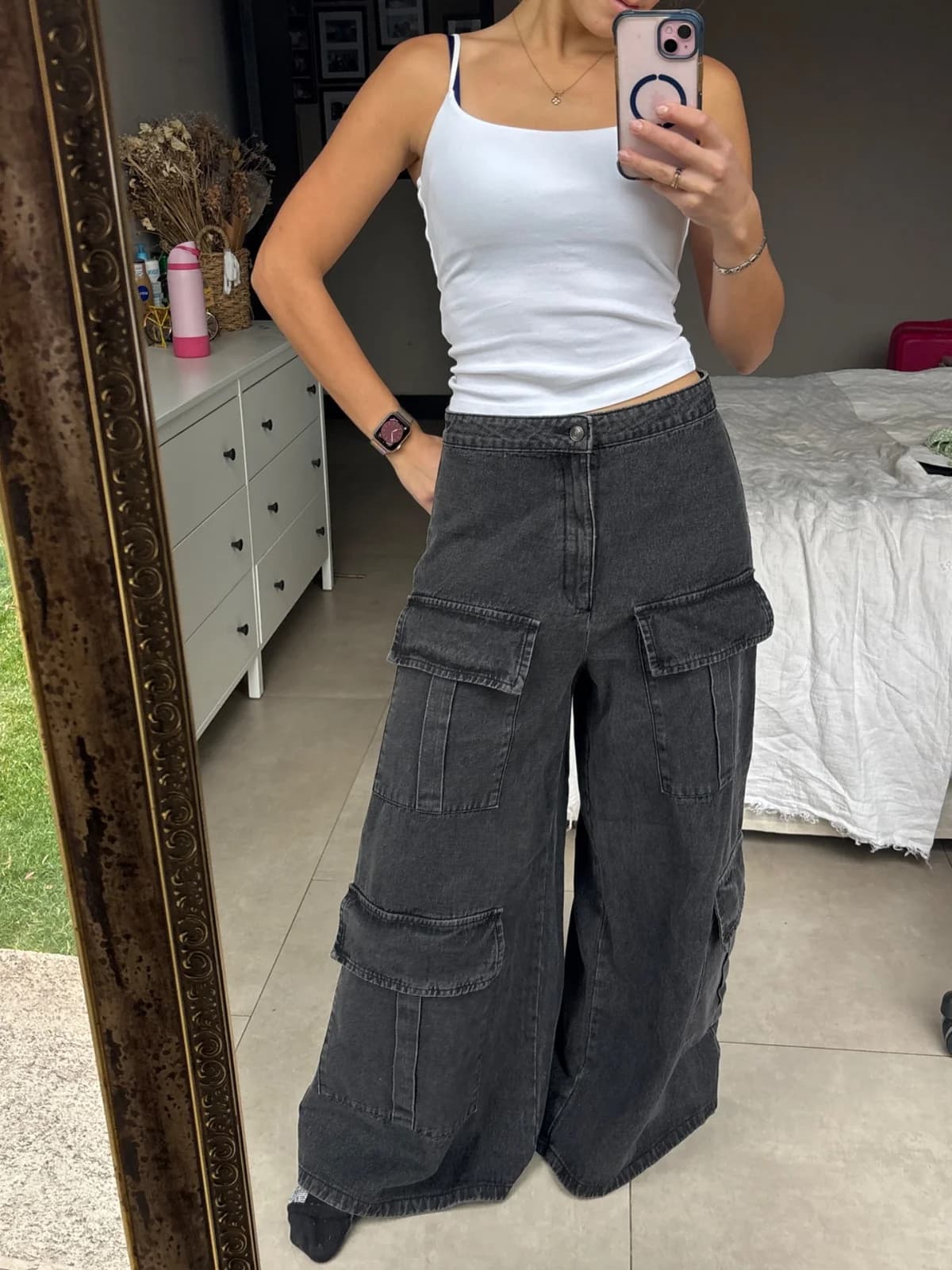 Usado por Amalia Abogabir, Jeans cargo Saint Male , talla 38