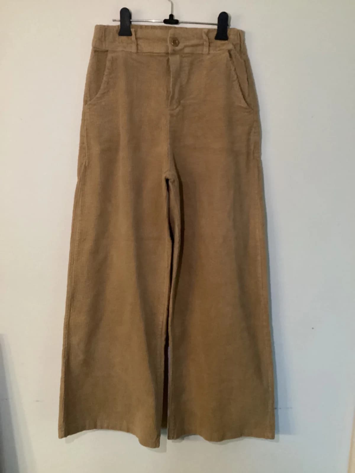 Pantalón beige