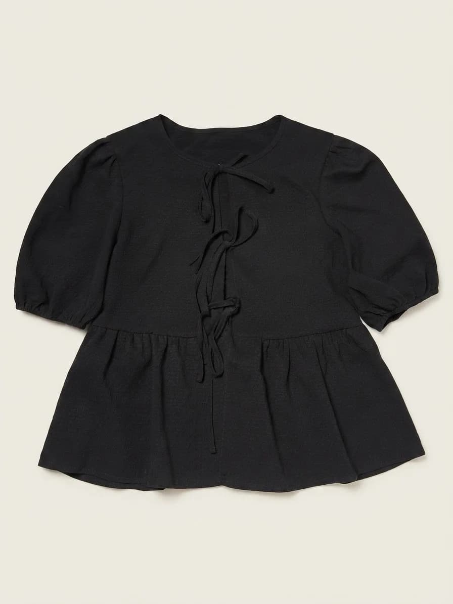 Usado por amanda l, Blusa negra , talla M