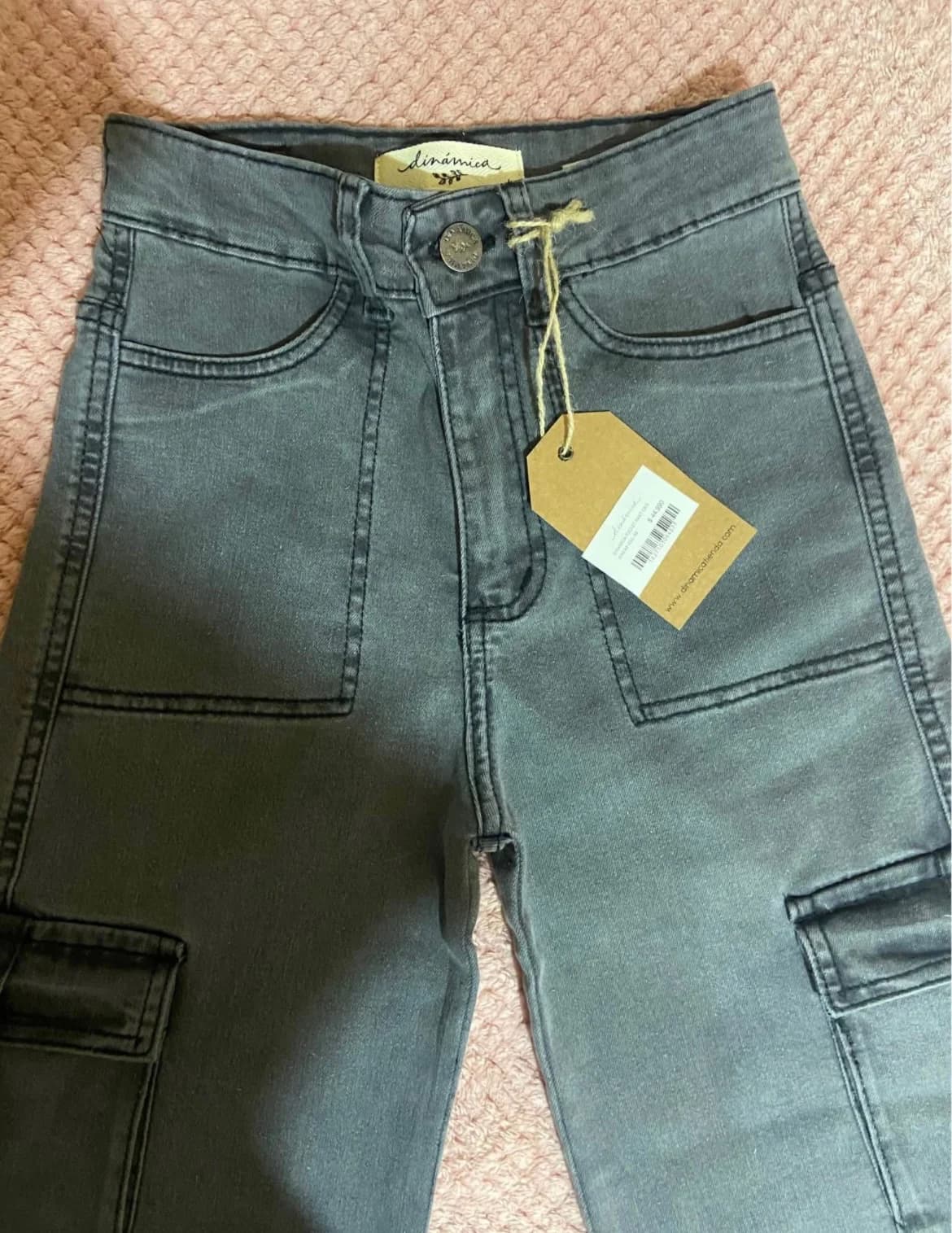 Usado por Constanza Monserrat Salas Alveal , Pantalón Dinámica , talla 32