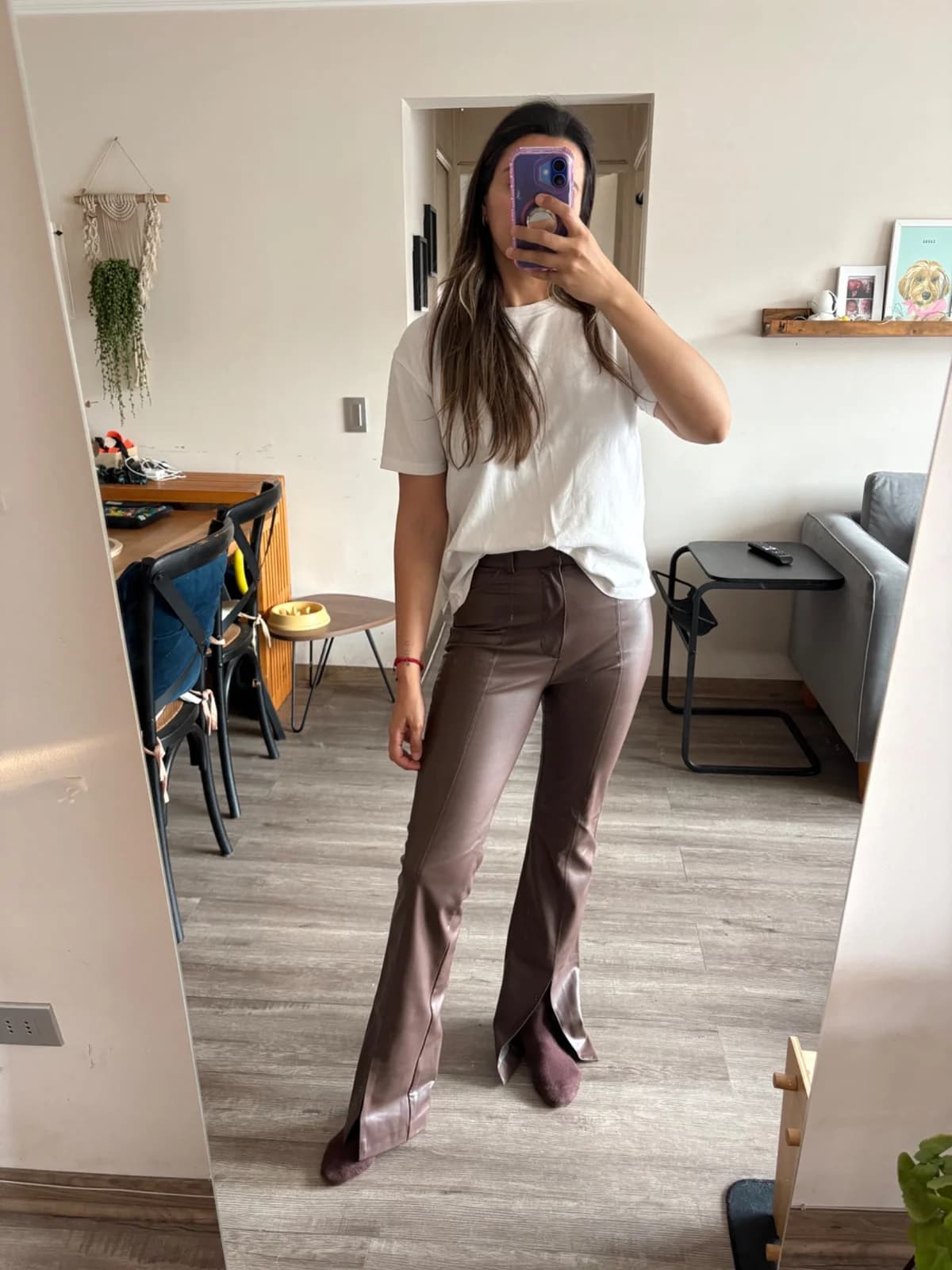 Pantalon zara cuerina café — foto 1