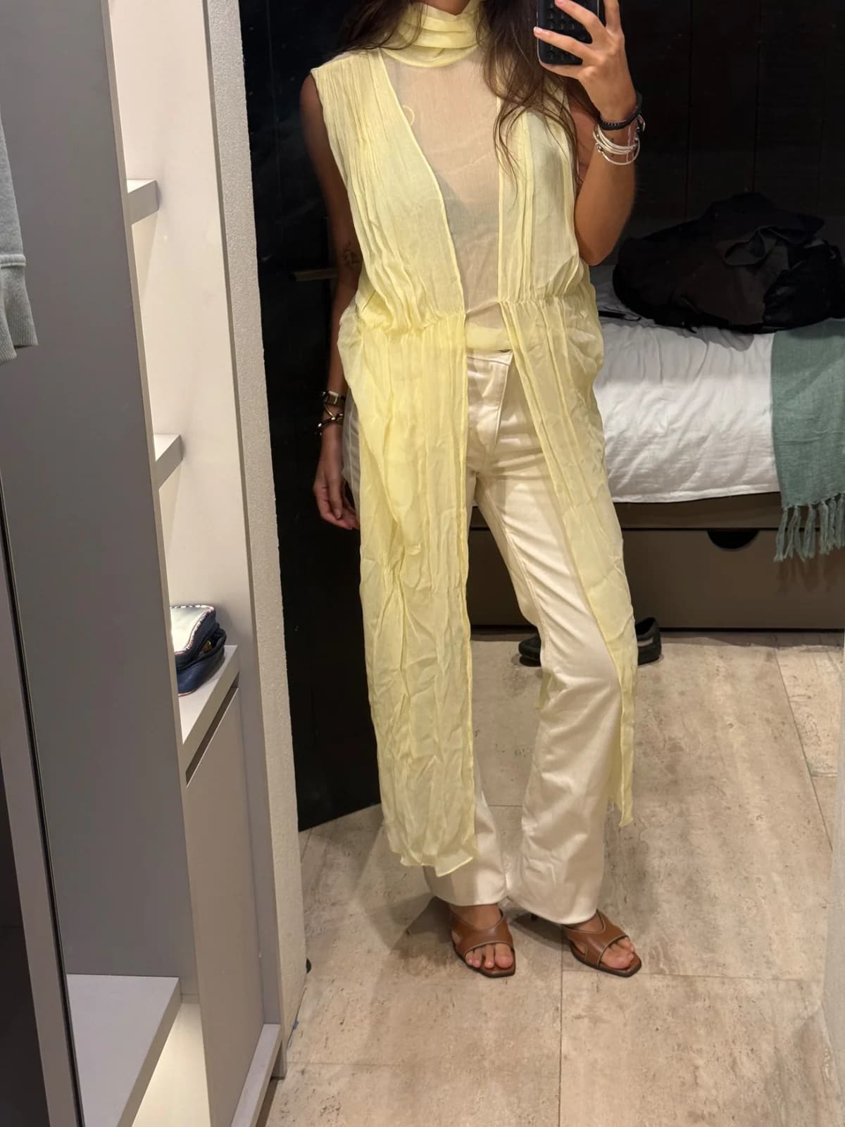 Usado por Matilde Duch, Pantalones blancos , talla 38