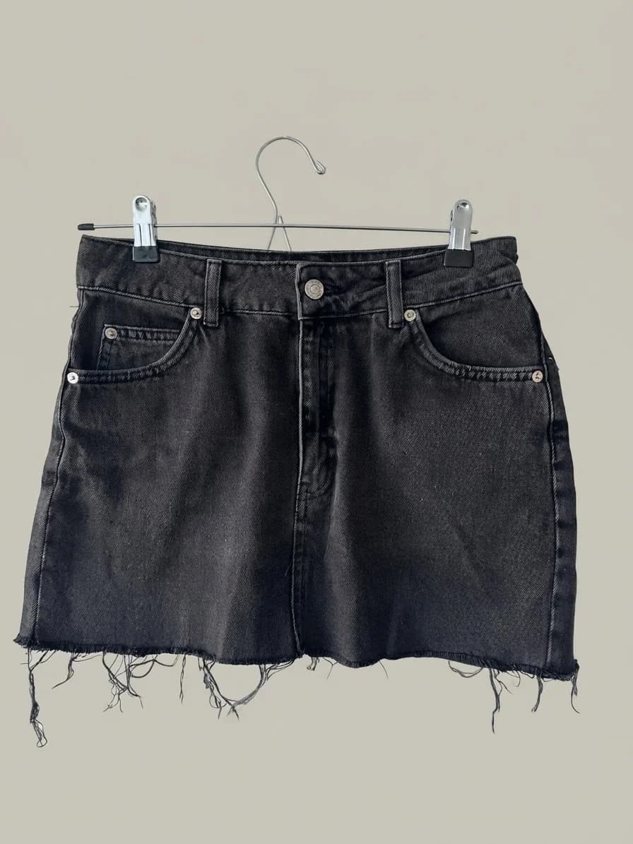 Usado por Closet de Pintando un Rato, Mini jeans Topshop , talla 38