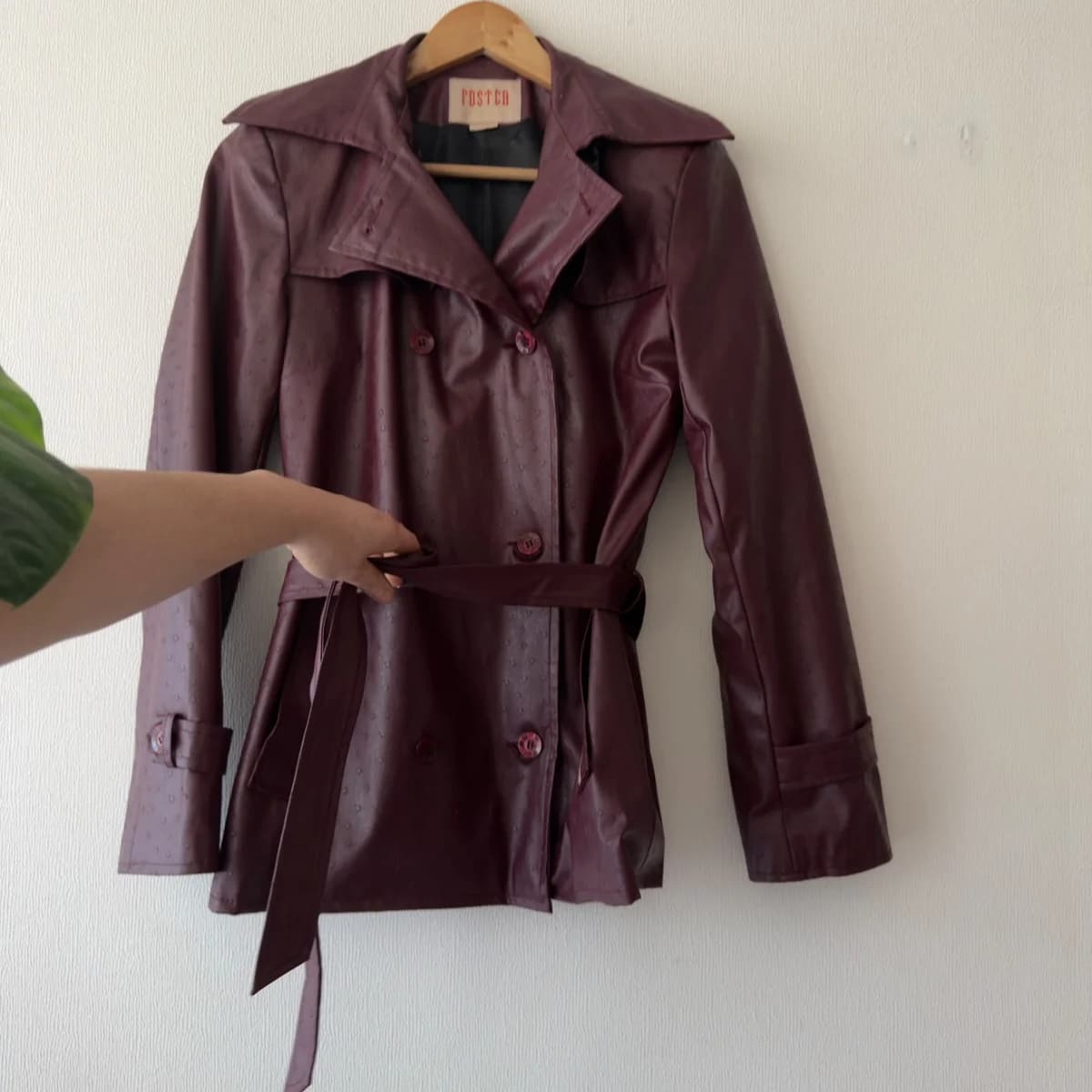 Trench burdeo talla M Foster — foto 1
