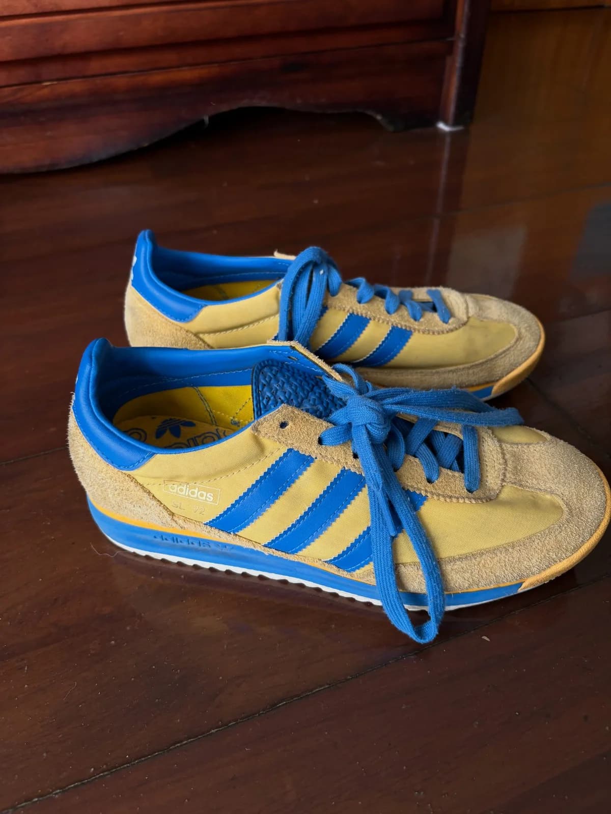 Usado por Josefa Carreño Arenas , Zapatillas Adidas SL 72 , talla 38
