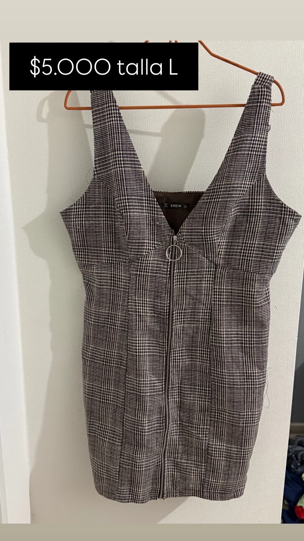 Usado por María José Riquelme, Vestido invierno , talla L
