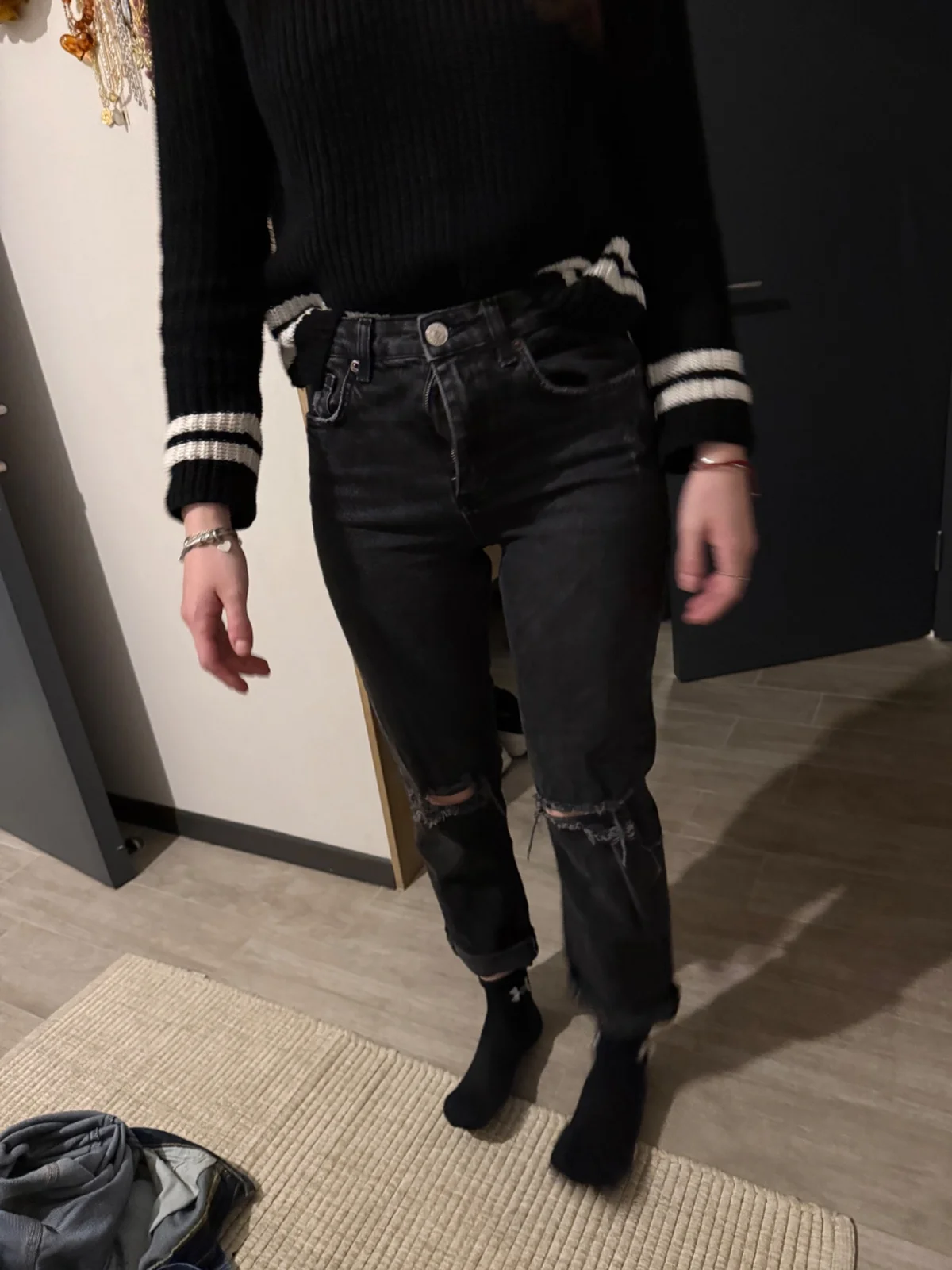 Usado por Denise Dubois, Pantalón negro , talla 36