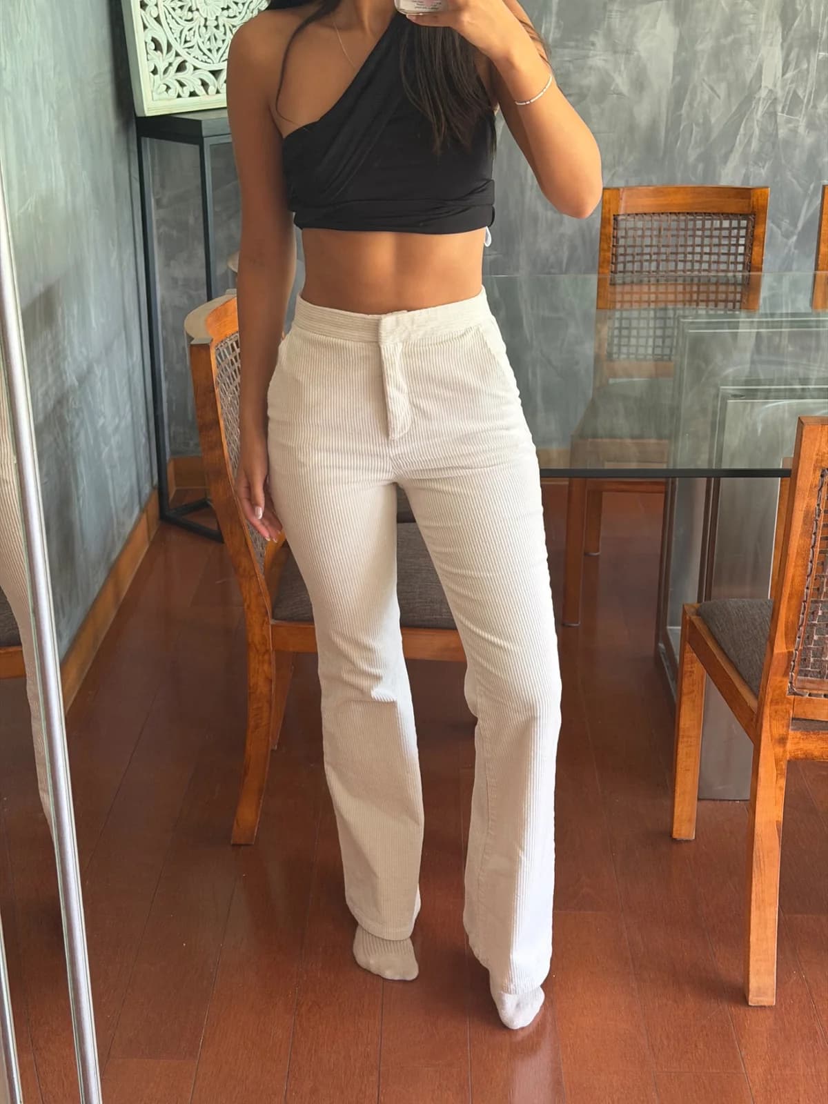 Pantalones crema cotele tiro alto
