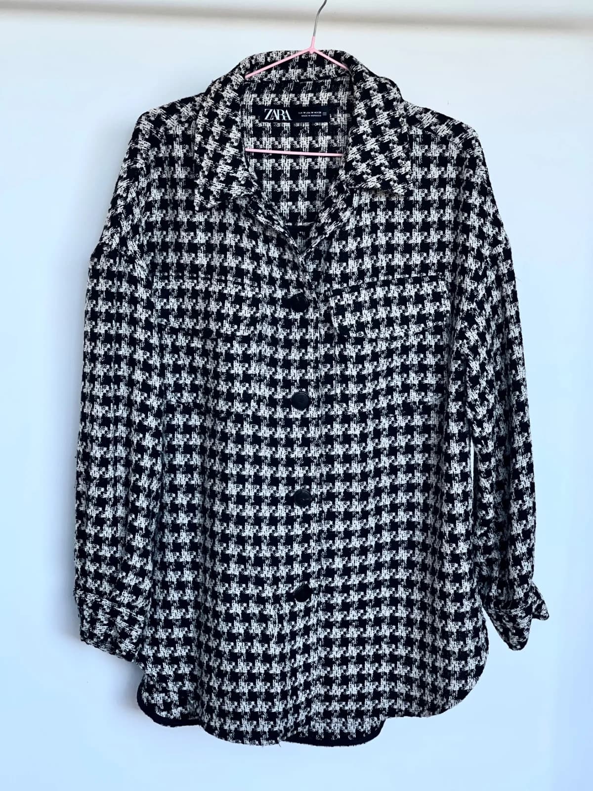 Usado por Constanza Urrutia, Chaqueta Zara , talla M Oversize
