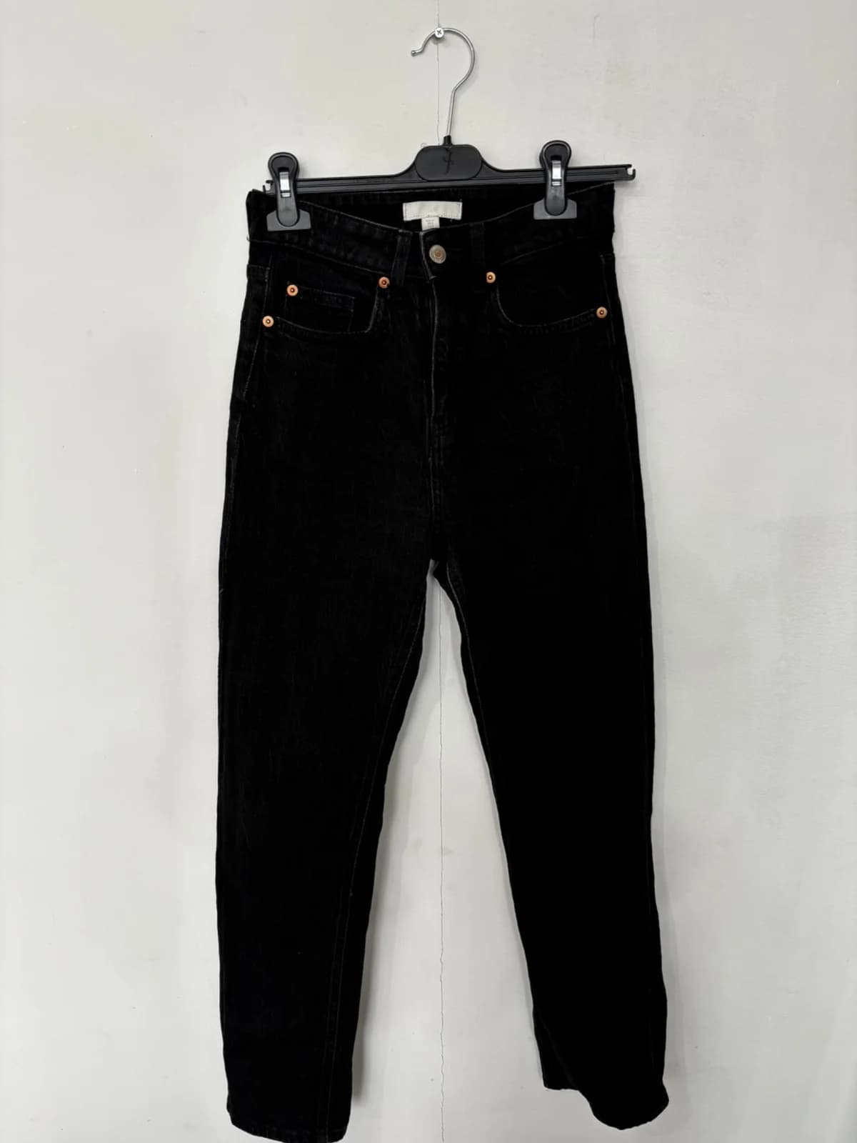 Usado por Vicky Duran, Jeans Hym, talla 34