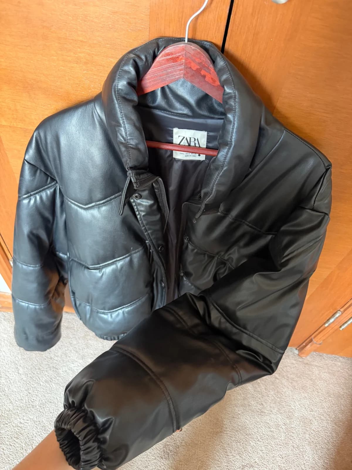 Usado por Maria jesus, Parka Eco Cuerpo Zara, talla S