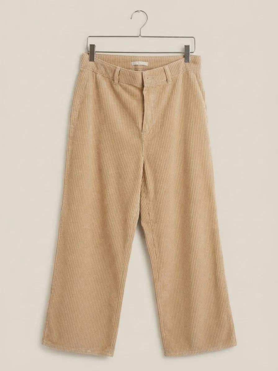 Pantalón de cotelé color beige (culotte) — foto 1