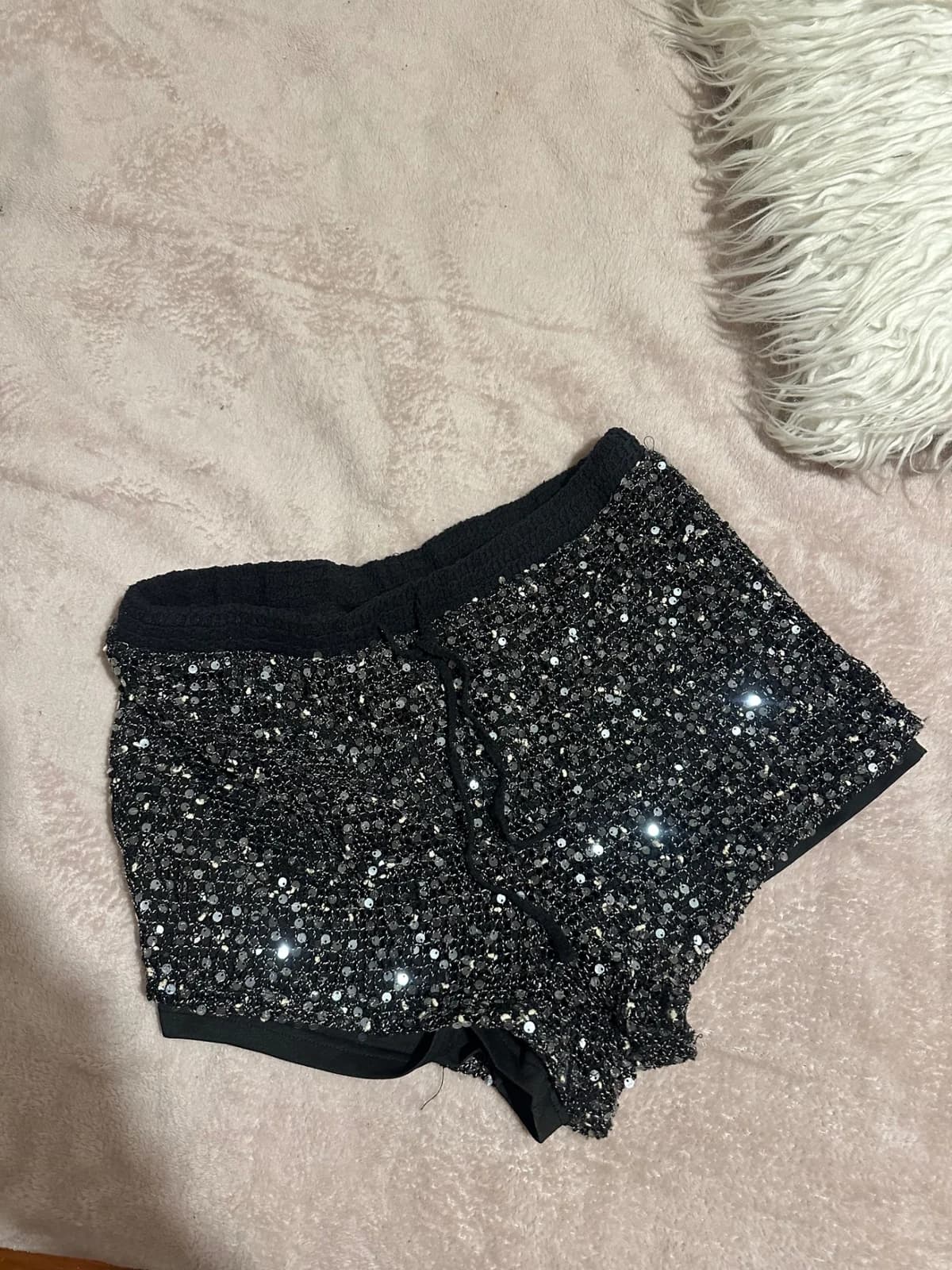 Usado por Michela Bravo, Short brillo, talla M