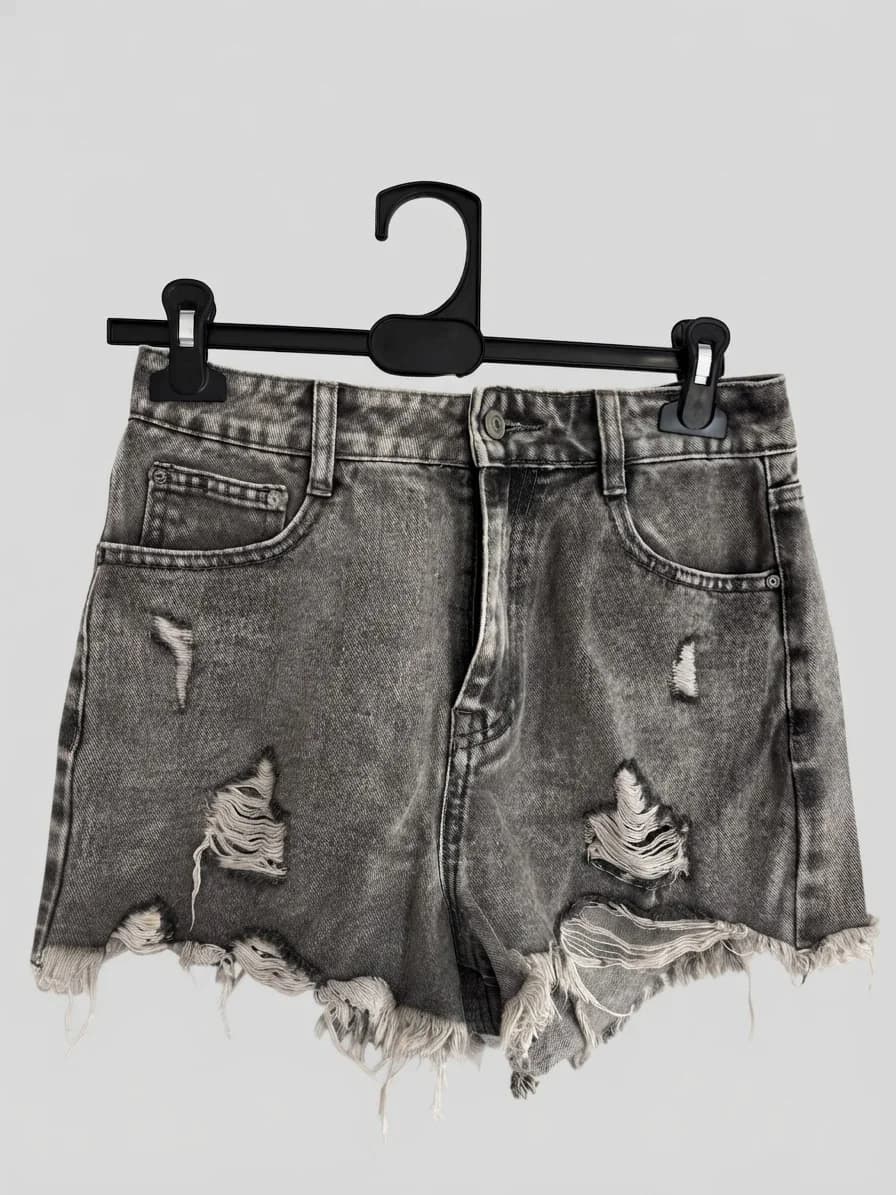 short gris — foto 1