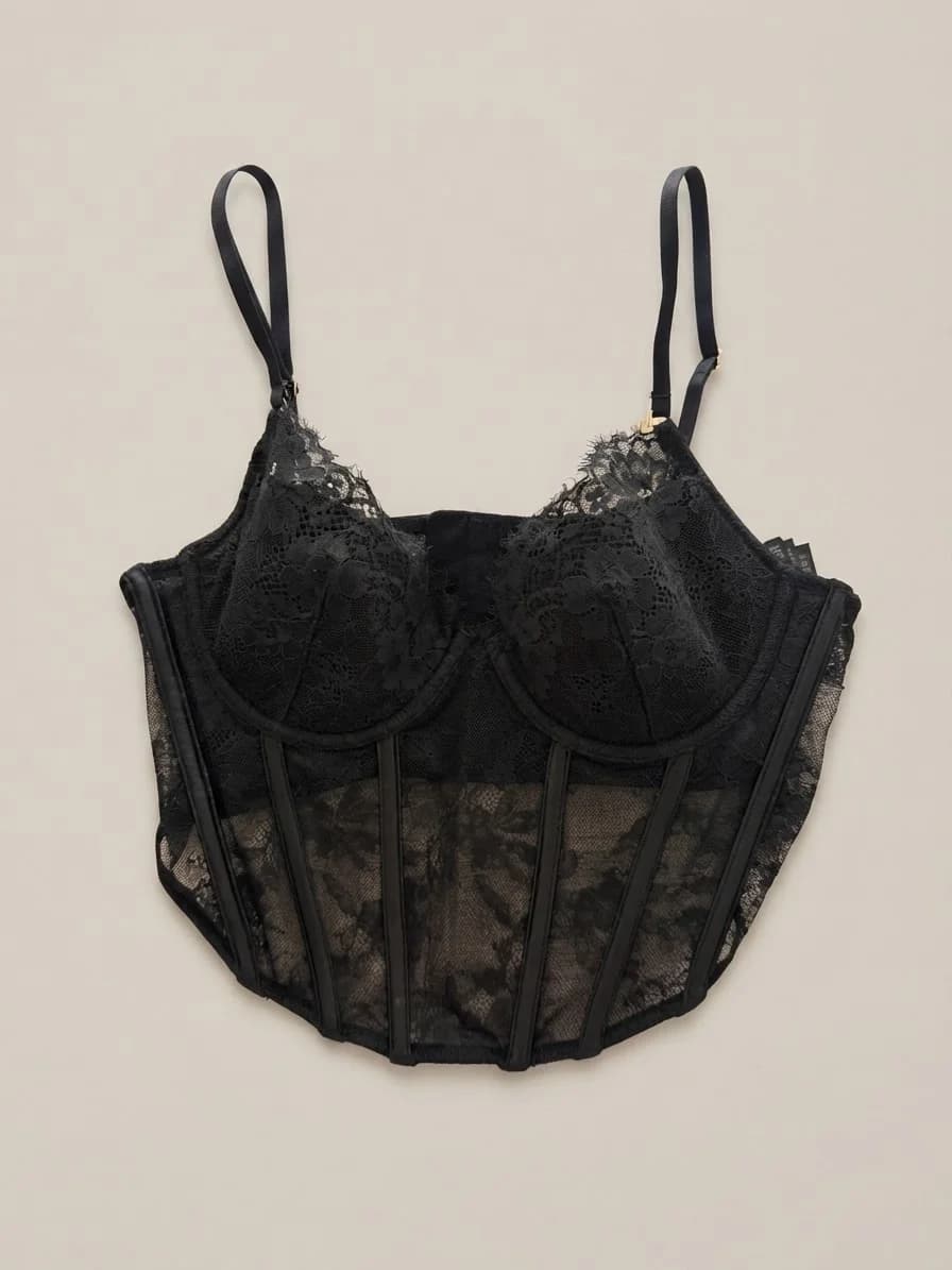Usado por Victoria Flores, Corset negro encaje, talla 36B