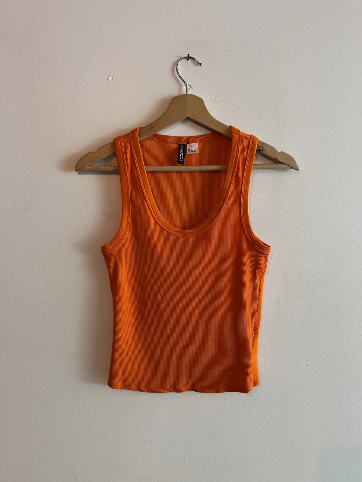 Usado por Camila Briseño, Top H&M, talla S