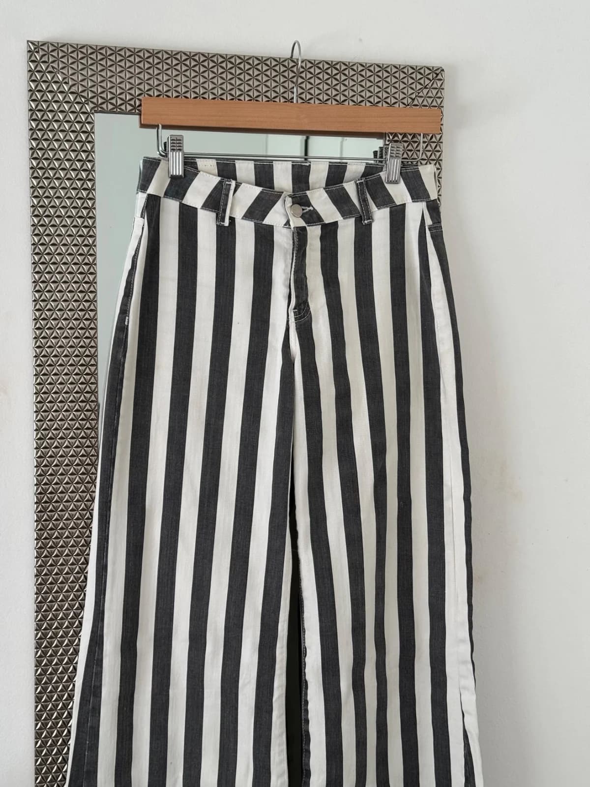 Usado por Scarleth Valentina Ruiz Soto, Pantalón Rupha, talla 36
