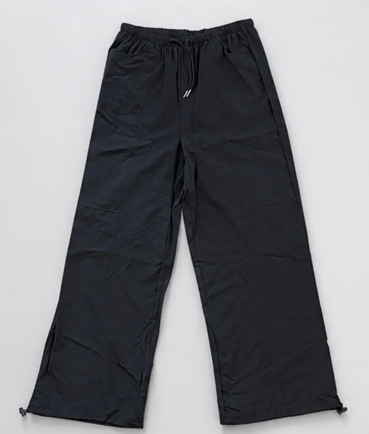 Pantalón parachute negro