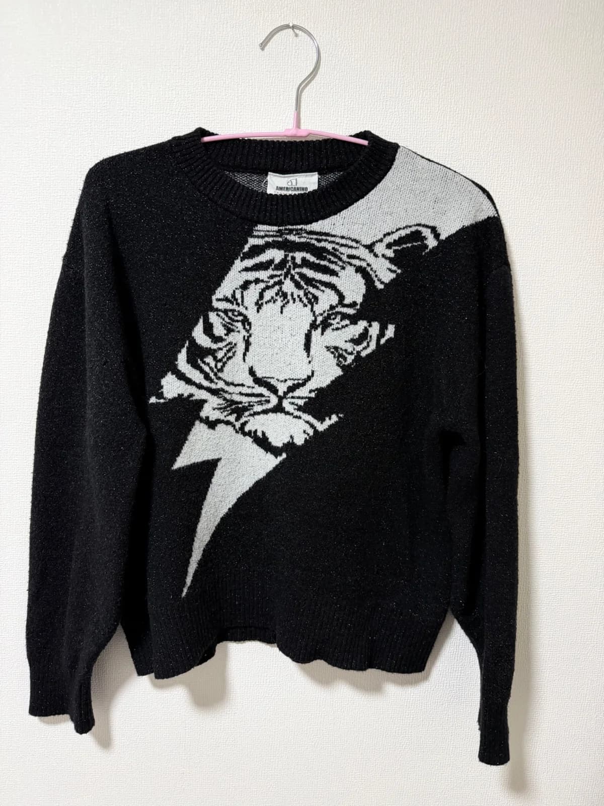 Usado por PASCALITA PAVEZ, Sweater americanino brillos , talla M