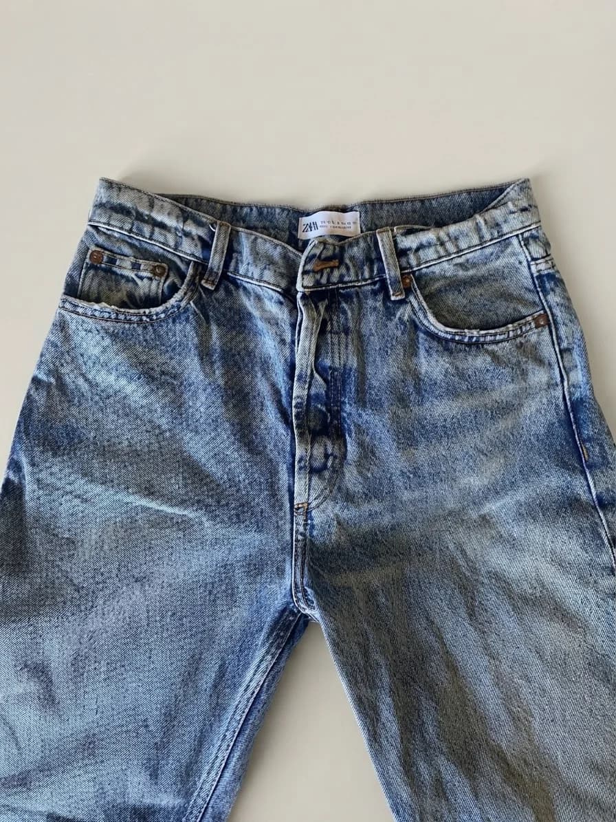 Usado por Josefa Hernández Carvajal, Jeans Zara 38, talla 38