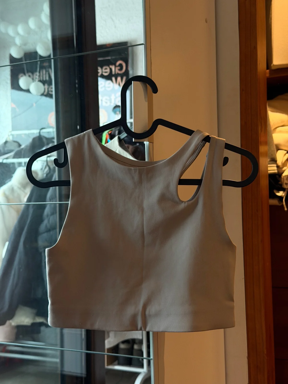 Top deportivo beige — foto 1