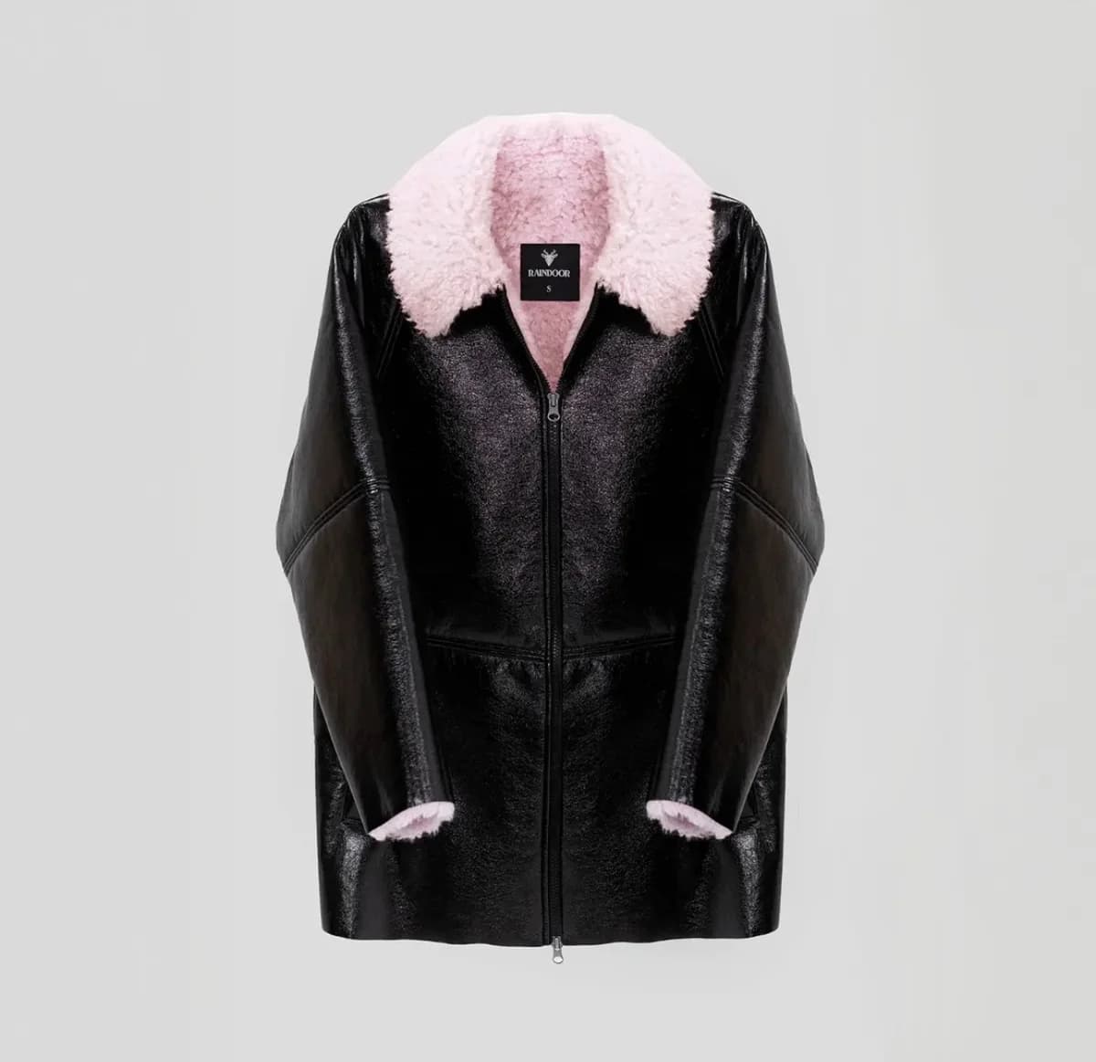 Usado por Feña , Chaqueta Raindoor con chiporro rosado claro, talla XS