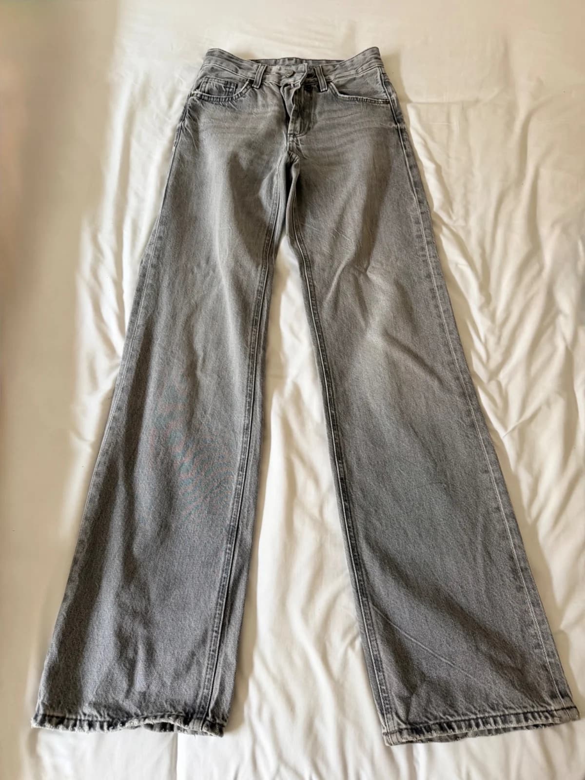 Usado por Matilda, Pantalón gris , talla 32