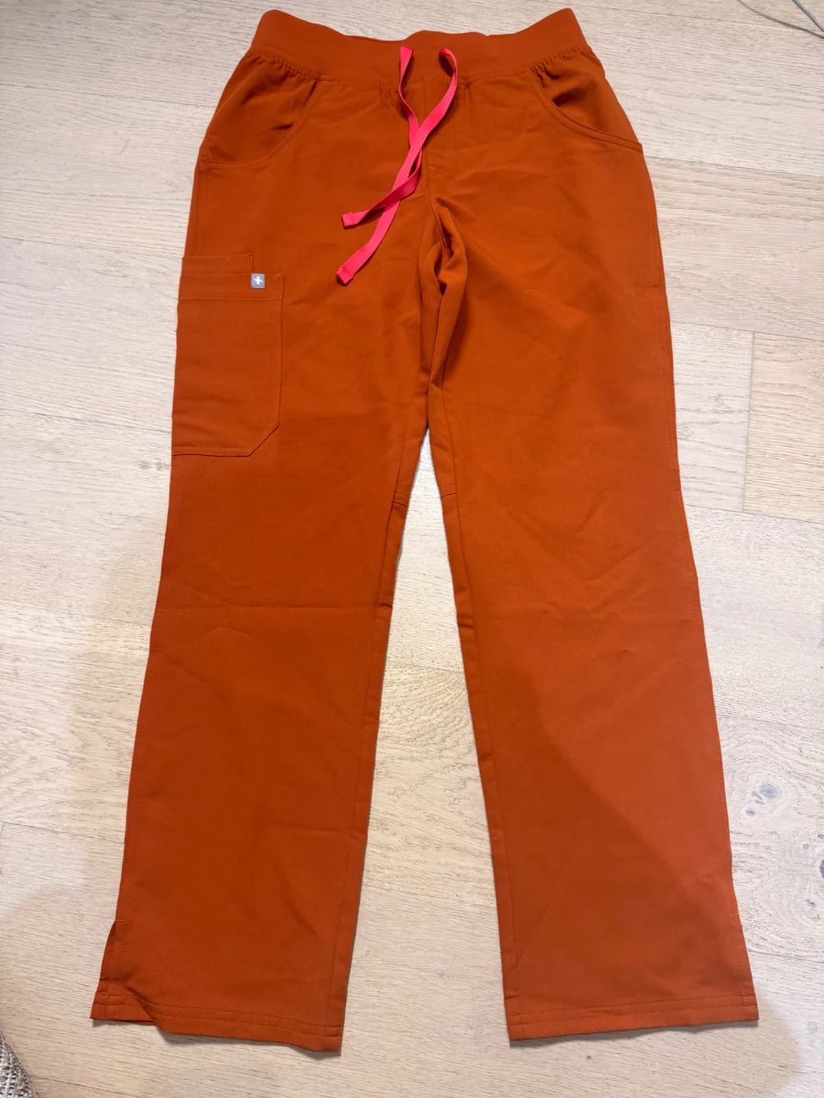 Pantalón Figs Kade — foto 1