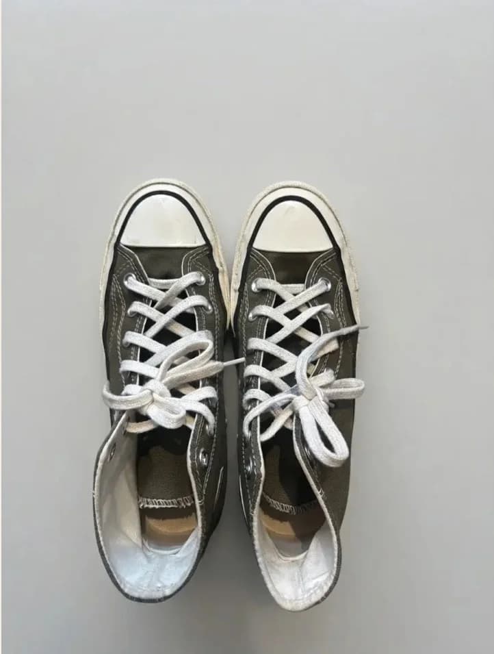 Usado por camila westcott, Converse Chuck 70 verde militar, talla 38