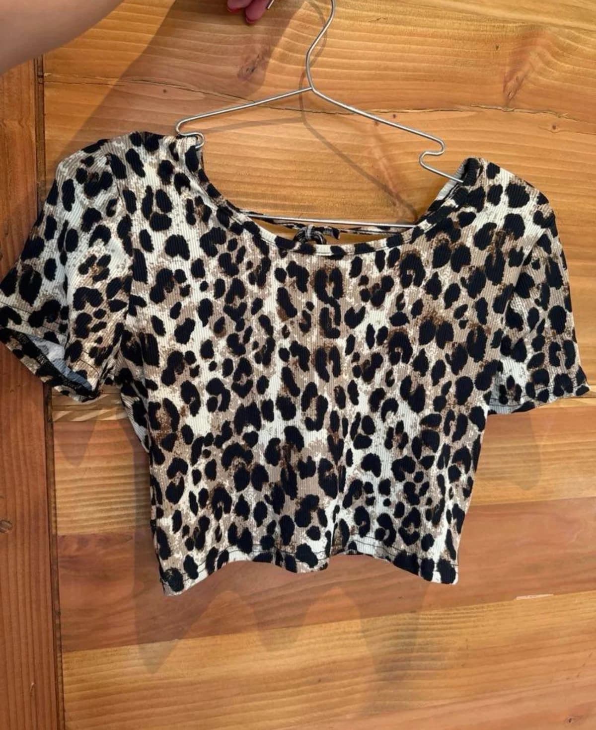 Usado por María de los Ángeles Esveile Molina , Top animal print sin espalda , talla S