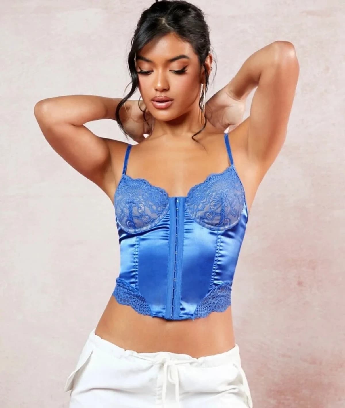 Usado por Igvaleen’s closet , Corset Azul Eléctrico S/M, talla S/M
