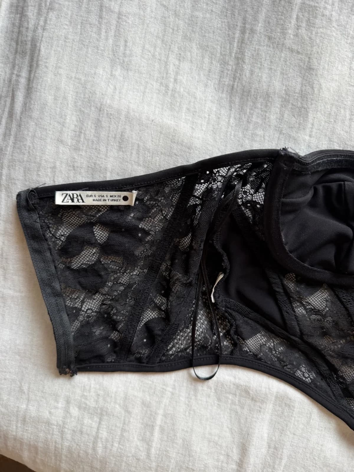Usado por Maria jesus, Corset Zara, talla S