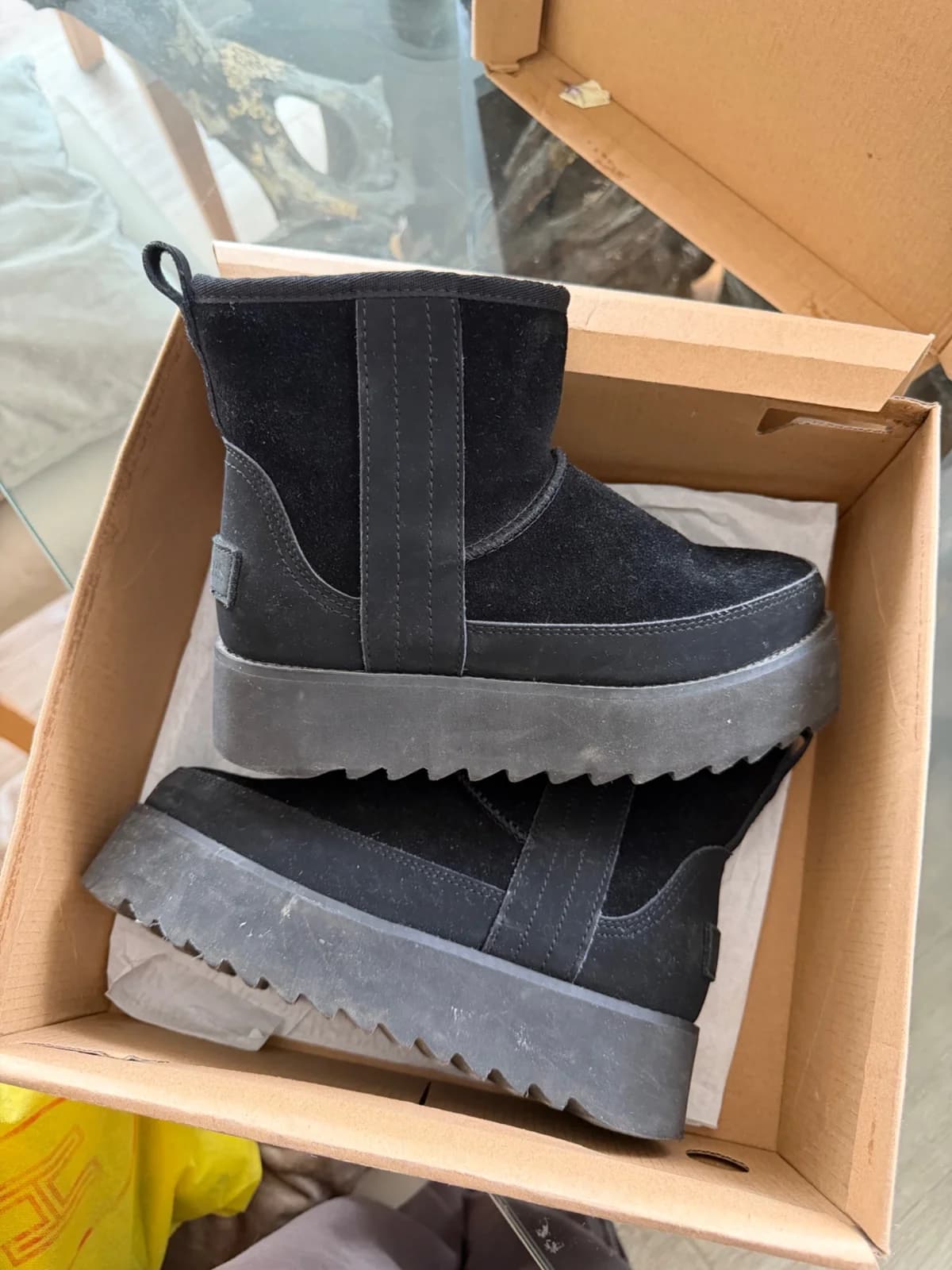 Botas — foto 1